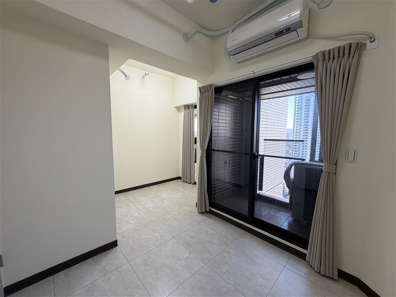 社宅🏠中山一27F民生臻愛2+1房車位近新崛江捷運📞愛窩,愛窩 iwow house