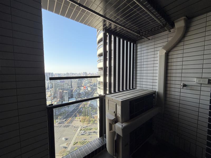 社宅🏠中山一民生臻愛景觀2+1房車位近中央公園捷運📞愛窩,愛窩 iwow house