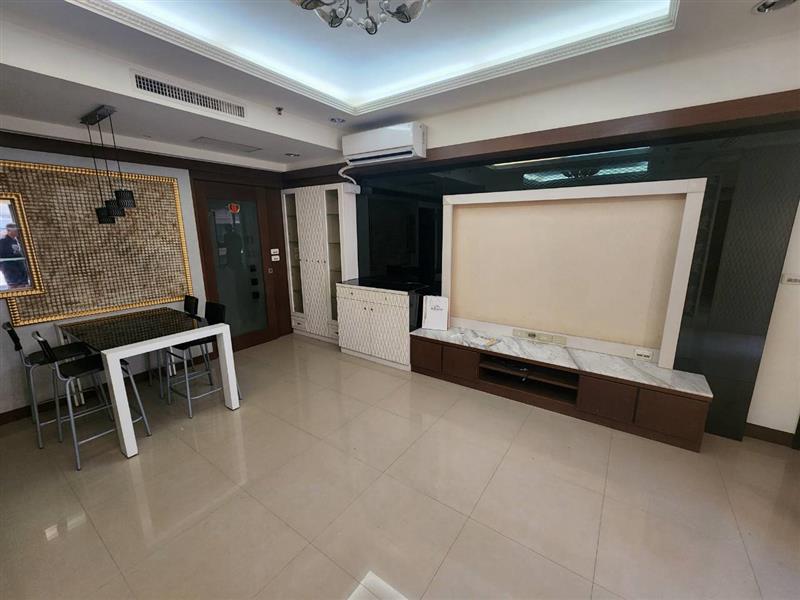 社宅🏠龍勝凹子底電梯景觀3房車位近輕軌高美館📞愛窩,愛窩 iwow house