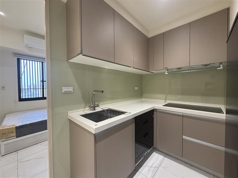 社宅🏠凱旋四亞灣區貓寵近新屋電梯採光陽台下樓即捷運📞愛窩,愛窩 iwow house