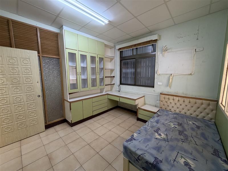 文橫二新崛江商圈萌寵透天三樓店住服飾輕食工作室首選📞愛窩,愛窩 iwow house