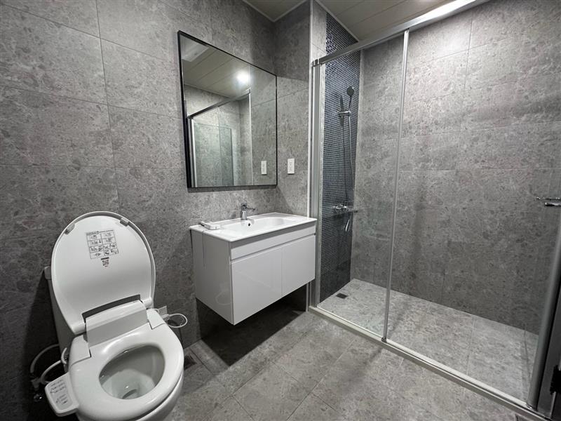 社宅🏠惠誠輕屋齡高樓採光2房機車位近捷運台積高科📞愛窩,愛窩 iwow house