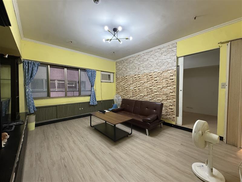 社宅🏠新光三多商圈可寵捷運電梯2+1房平車近輕軌📞愛窩,愛窩 iwow house