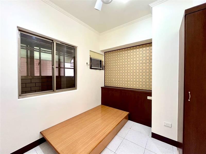 社宅🏠大中二高鐵商圈電梯3房可寵近國10新左營車站愛窩,愛窩 iwow house