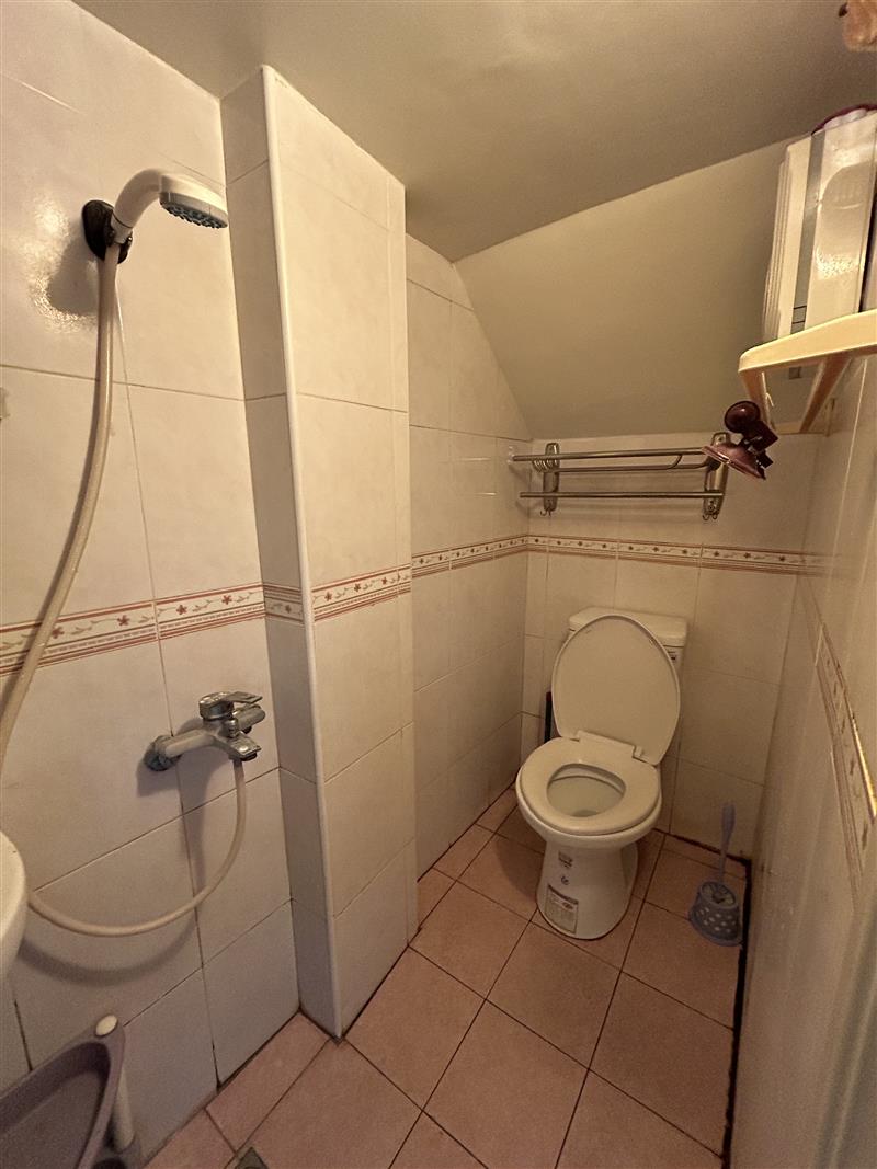 愛國6鼎山商圈可租補近國1高科大建工(可短租)📞愛窩,愛窩 iwow house