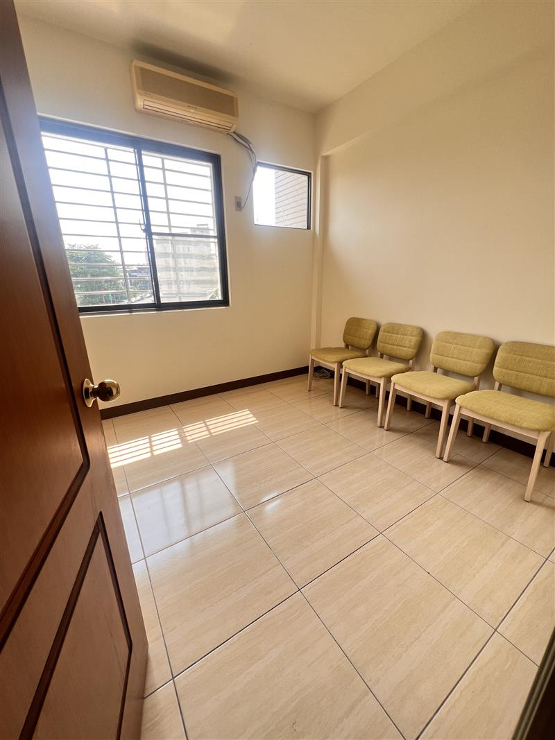 社宅🏠芎林五騎樓透天4樓4房近高科義守台積家具可談📞愛窩,愛窩 iwow house