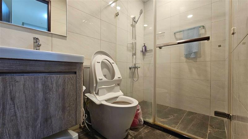 社宅🏠順昌電梯2房機械車位近高科建工輕軌📞愛窩,愛窩 iwow house