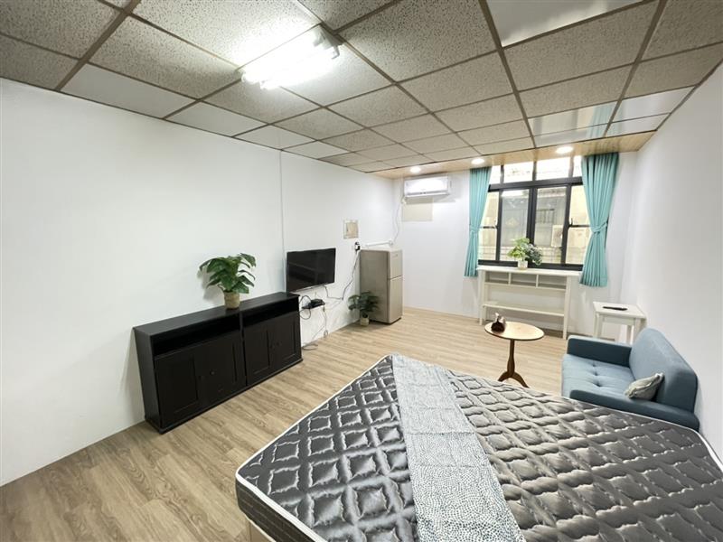 廣興雙人房型貓寵套房近勝利星村愛窩,愛窩 iwow house