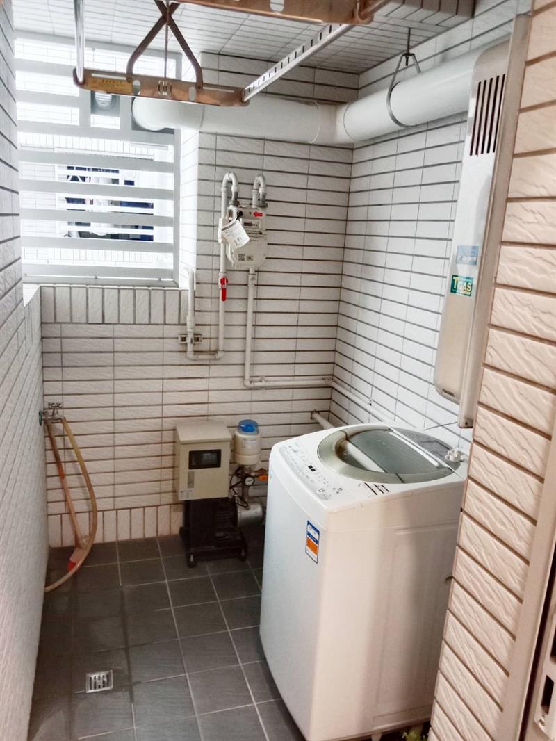 社宅🏠大學十八德民商圈頂樓電梯採光3房近台17縣📞愛窩,愛窩 iwow house