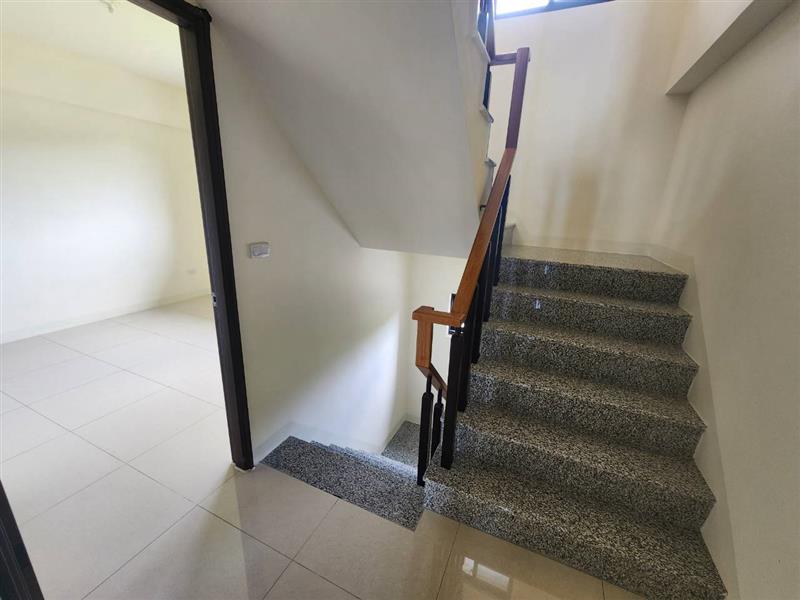 久堂可租補全新完工5房透天美墅近火車站📞愛窩,愛窩 iwow house