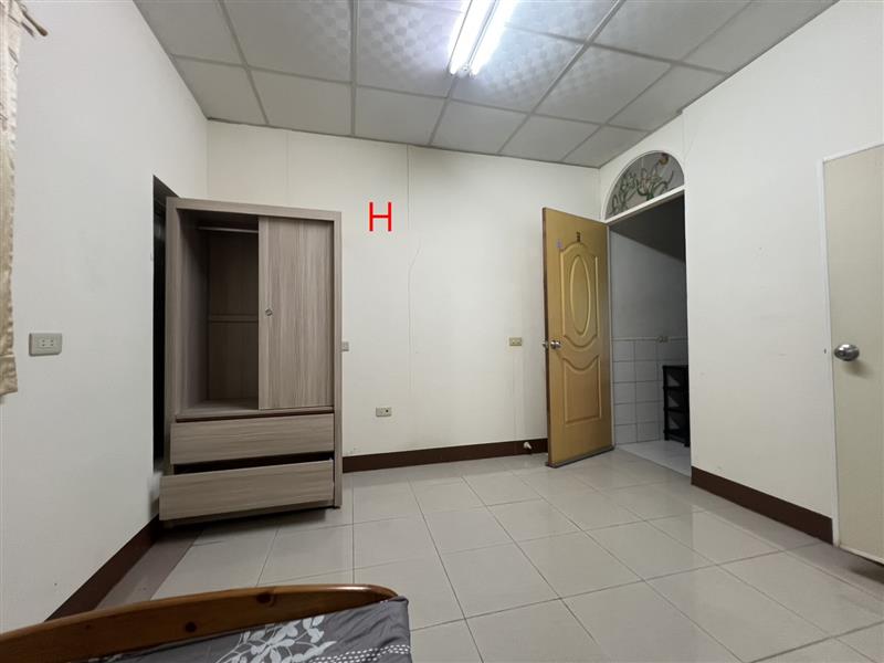自由36雅房H大社商圈採光近大社夜市📞愛窩,愛窩 iwow house