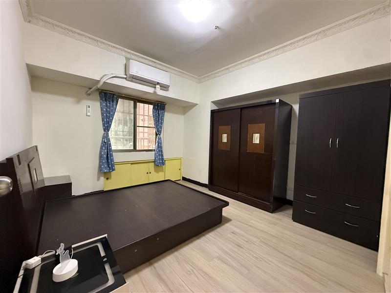 社宅🏠新光三多商圈可寵捷運電梯2+1房平車近輕軌📞愛窩,愛窩 iwow house