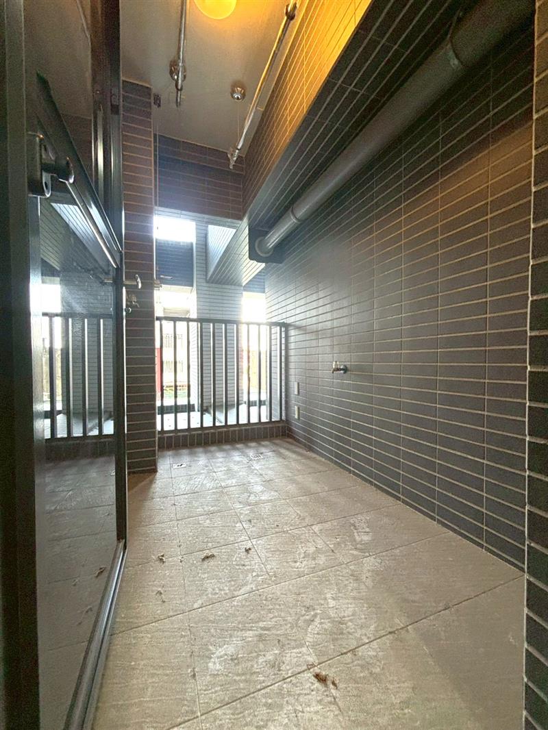 社宅🏠朝明輕屋齡電梯採光2房車位近高科台積國1📞愛窩,愛窩 iwow house