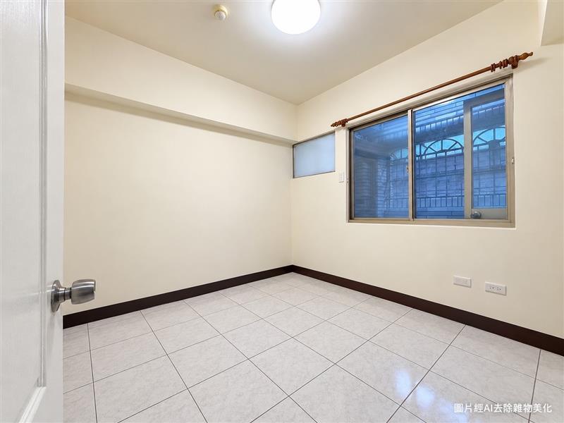 社宅🏠文川6F左營商圈4房萌寵採光可租車位近捷運📞愛窩,愛窩 iwow house