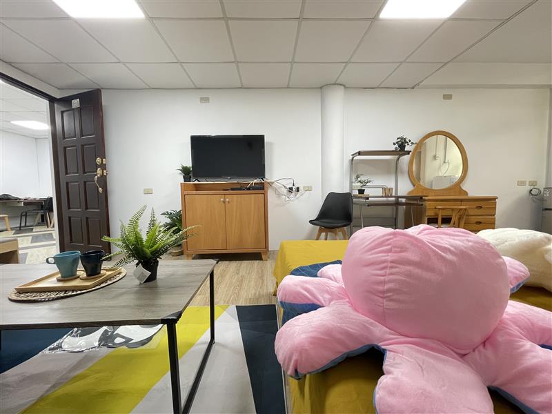 加昌203貓寵獨洗套房近後勁捷運📞愛窩,愛窩 iwow house