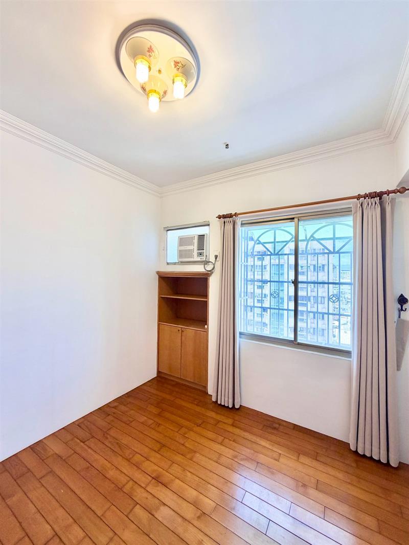社宅🏠大昌二建功商圈採光大4房高樓景觀近高科大📞愛窩,愛窩 iwow house