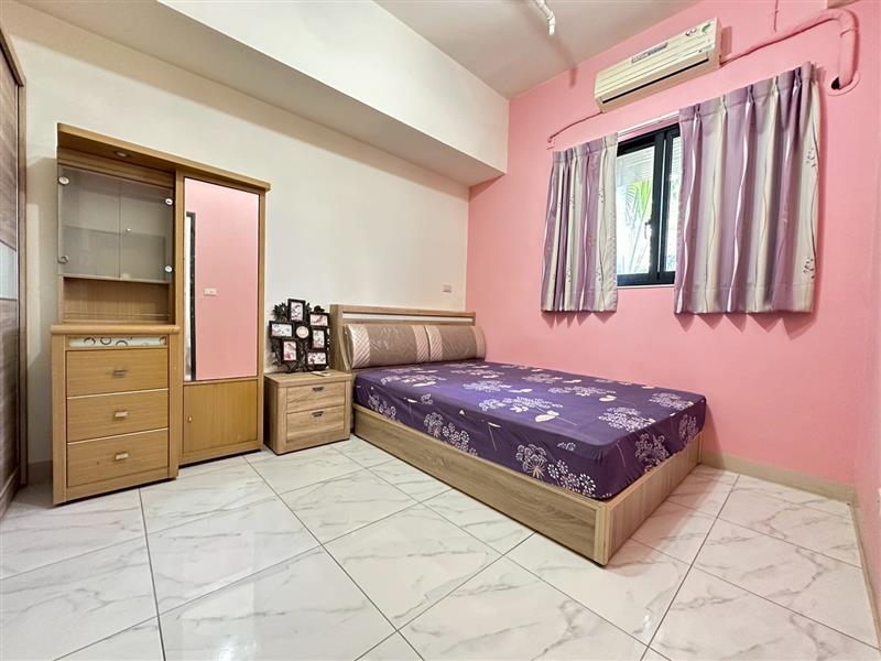 社宅🏠新東一電梯採光2房可寵近青埔火車站捷運站愛窩,愛窩 iwow house