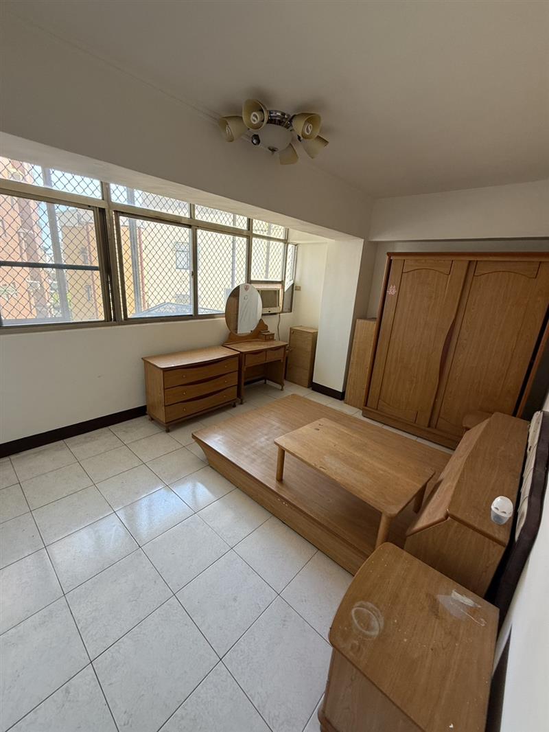社宅🏠三多一電梯採光2房家具齊全近捷運衛武營📞愛窩,愛窩 iwow house