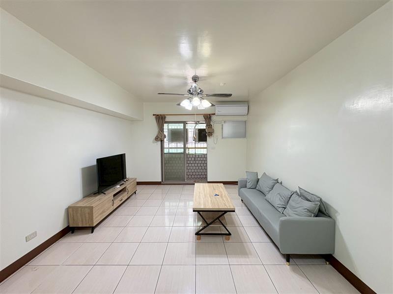 社宅🏠文奇巨蛋商圈捷運電梯採光3房近國10文藻高鐵📞愛窩,愛窩 iwow house