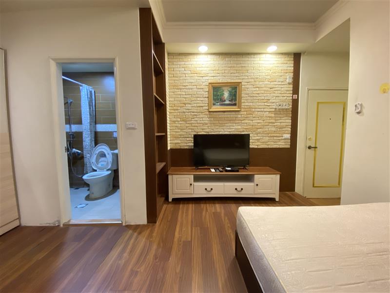 自由四3可租補採光套房近高鐵站榮總📞愛窩,愛窩 iwow house