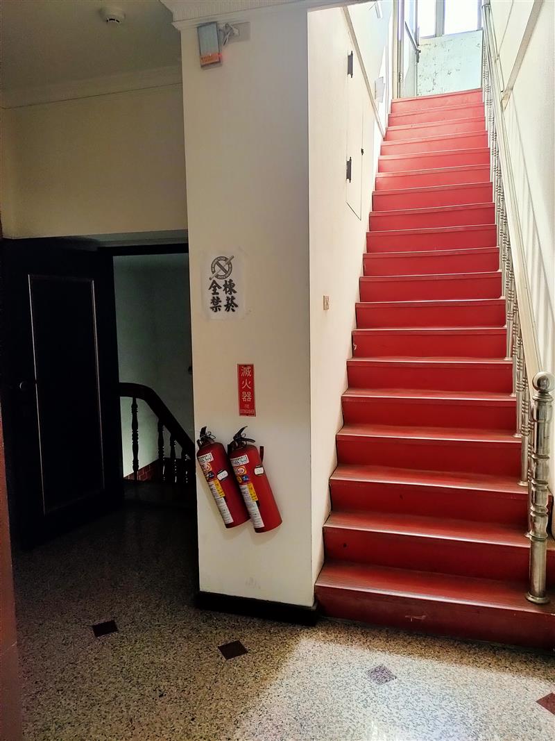 路竹中華電梯補助2600起近路科📞愛窩,愛窩 iwow house
