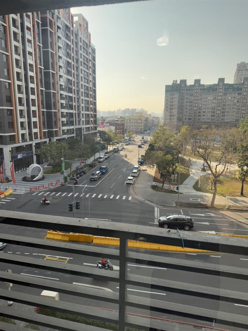 社宅🏠建國2房陽明商圈⭐鳳山站⭐近國道1📞愛窩,愛窩 iwow house