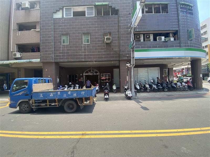 重建可租補電梯採光3房左營高鐵捷運📞愛窩,愛窩 iwow house