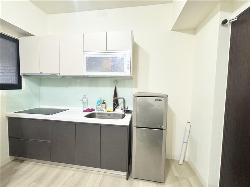 社宅🏠大中二高鐵商圈三鐵共構全新電梯採光2房車位📞愛窩,愛窩 iwow house