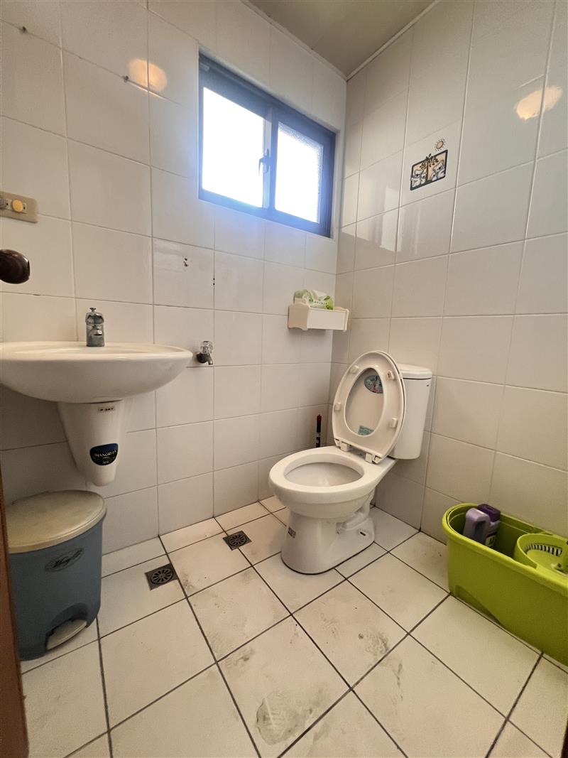 社宅🏠芎林五騎樓透天4樓4房近高科義守台積家具可談📞愛窩,愛窩 iwow house