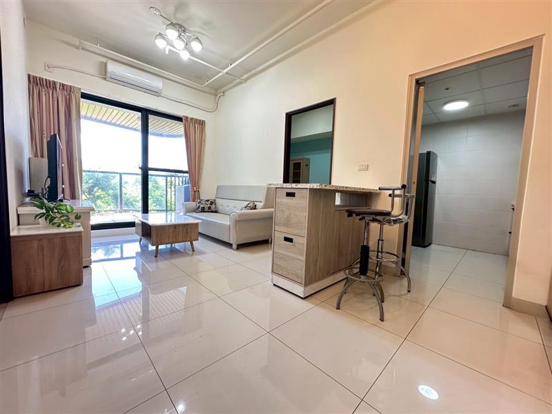 社宅🏠新東一電梯採光2房可寵近青埔火車站捷運站愛窩