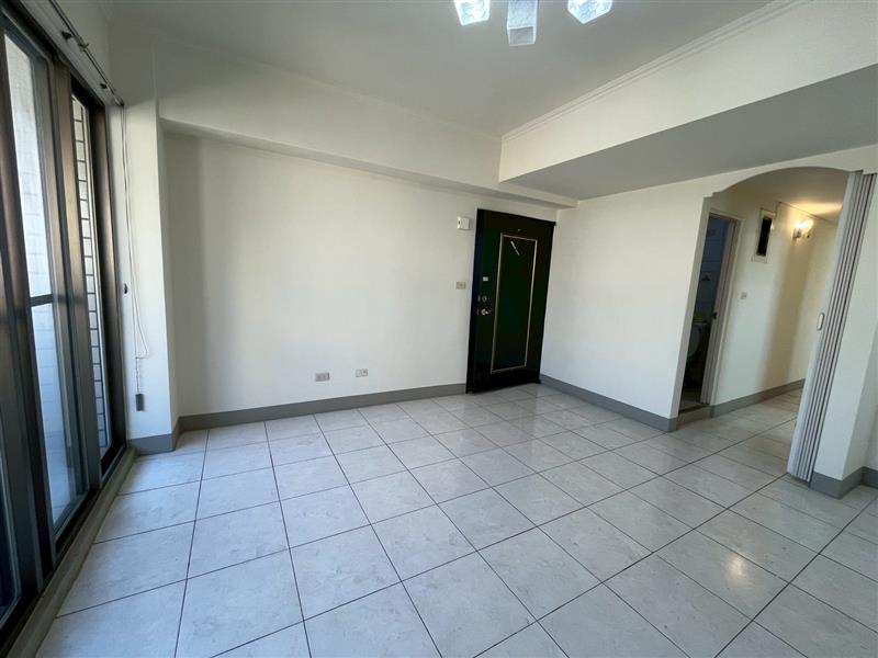 社宅🏠永芳大寮商圈電梯採光萌寵美宅稀有大露台近捷運📞愛窩