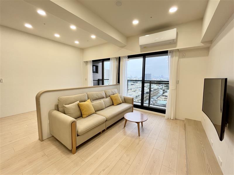 社宅🏠崇實蓮潭商圈電梯採光2+1房平車近高鐵國10📞愛窩